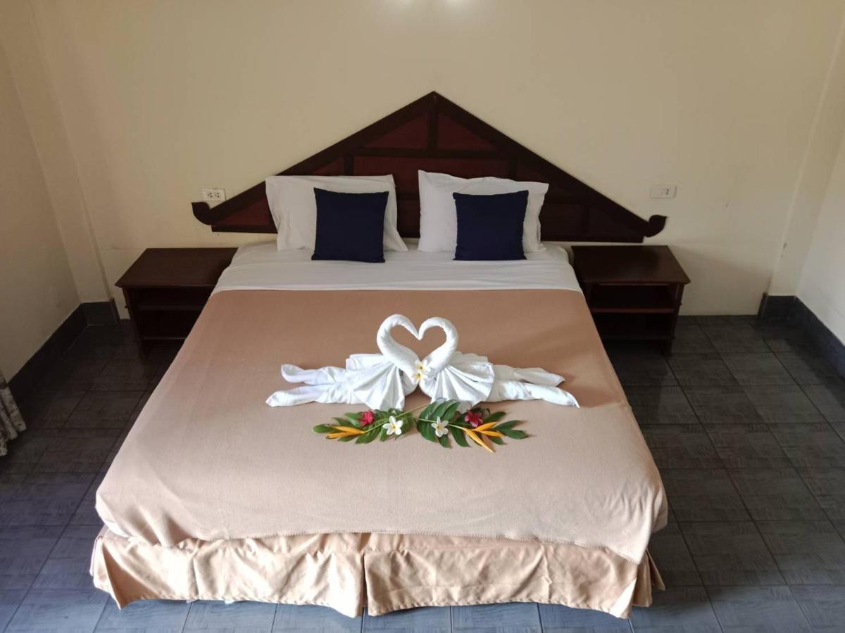 Ban Nam Mao Resort Na Chom Thian Exterior photo